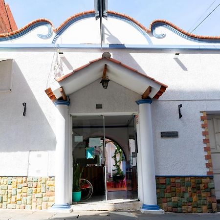Hostal Zeballos Tarija Εξωτερικό φωτογραφία