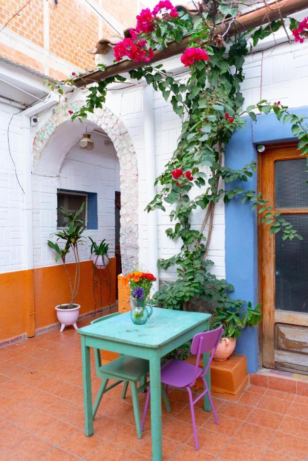 Hostal Zeballos Tarija Εξωτερικό φωτογραφία