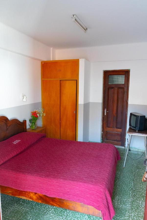 Hostal Zeballos Tarija Εξωτερικό φωτογραφία