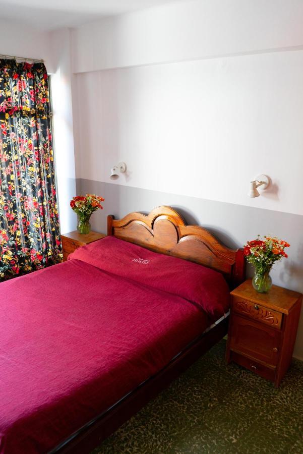 Hostal Zeballos Tarija Εξωτερικό φωτογραφία
