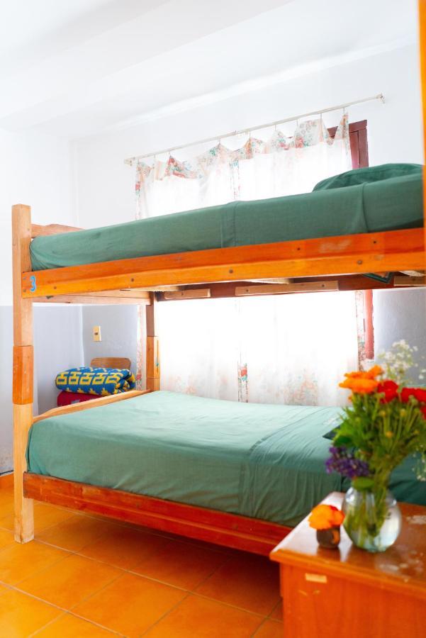 Hostal Zeballos Tarija Εξωτερικό φωτογραφία