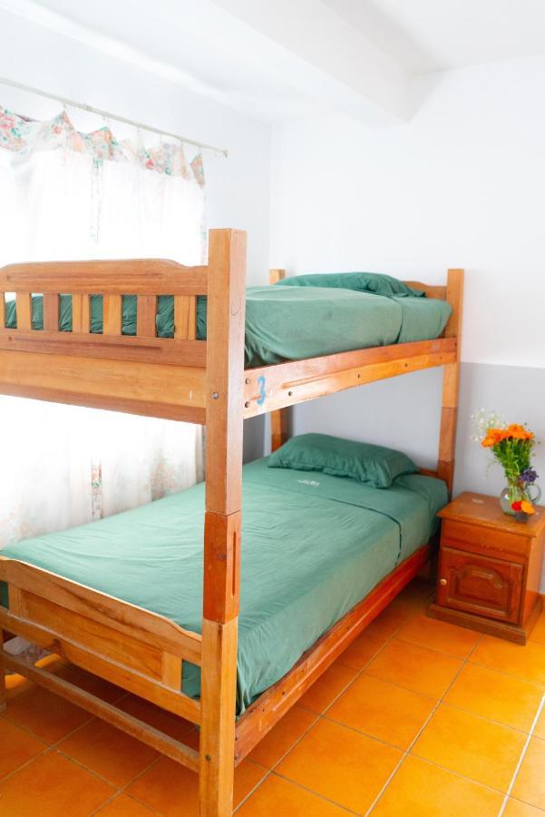 Hostal Zeballos Tarija Εξωτερικό φωτογραφία